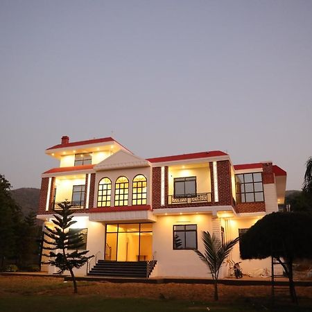 Winter Mountain Resort Pushkar Extérieur photo