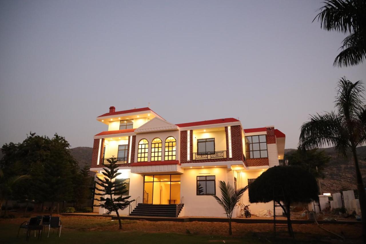 Winter Mountain Resort Pushkar Extérieur photo