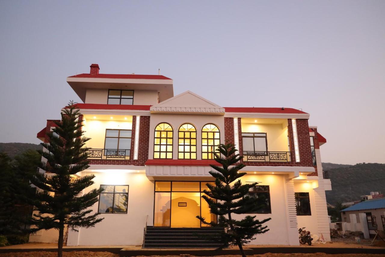 Winter Mountain Resort Pushkar Extérieur photo