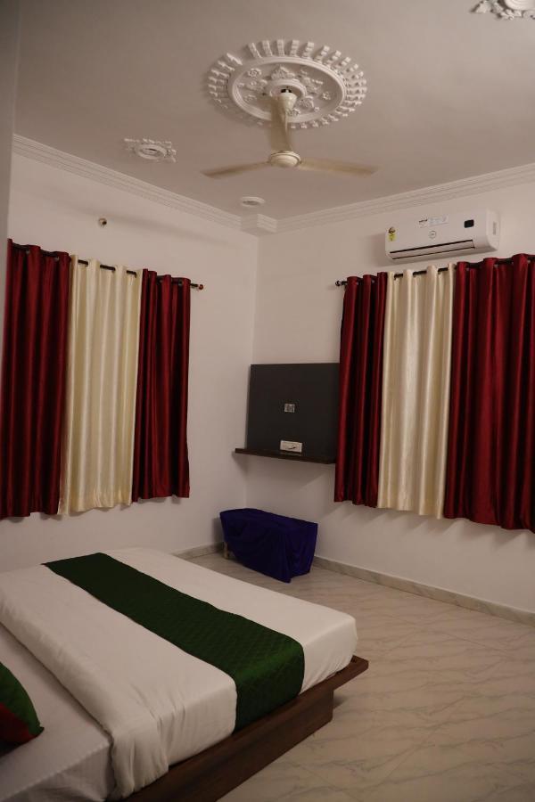 Winter Mountain Resort Pushkar Extérieur photo