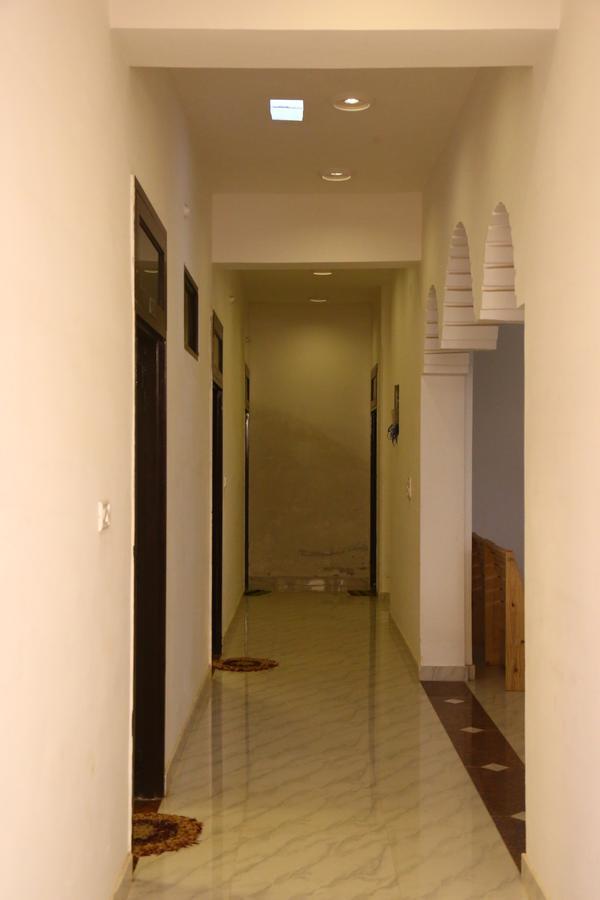 Winter Mountain Resort Pushkar Extérieur photo