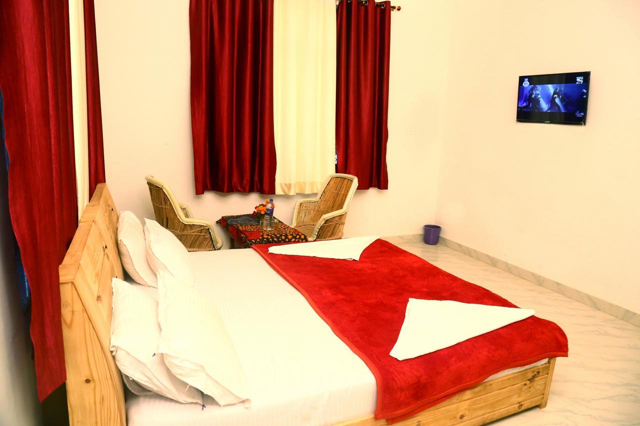 Winter Mountain Resort Pushkar Extérieur photo